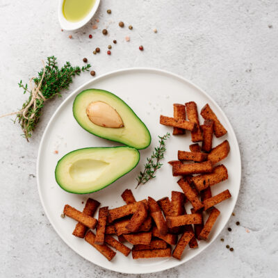 Biržų duonos Keptos duonos juostelės su česnaku